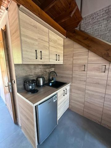 Stenakas Apartments Хиос Екстериор снимка